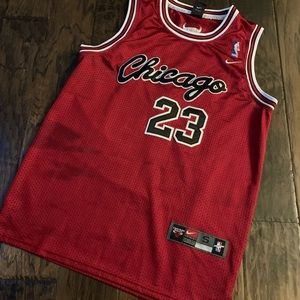 ***SOLD*** Clean.  Micheal Jordan Nike Jersey.